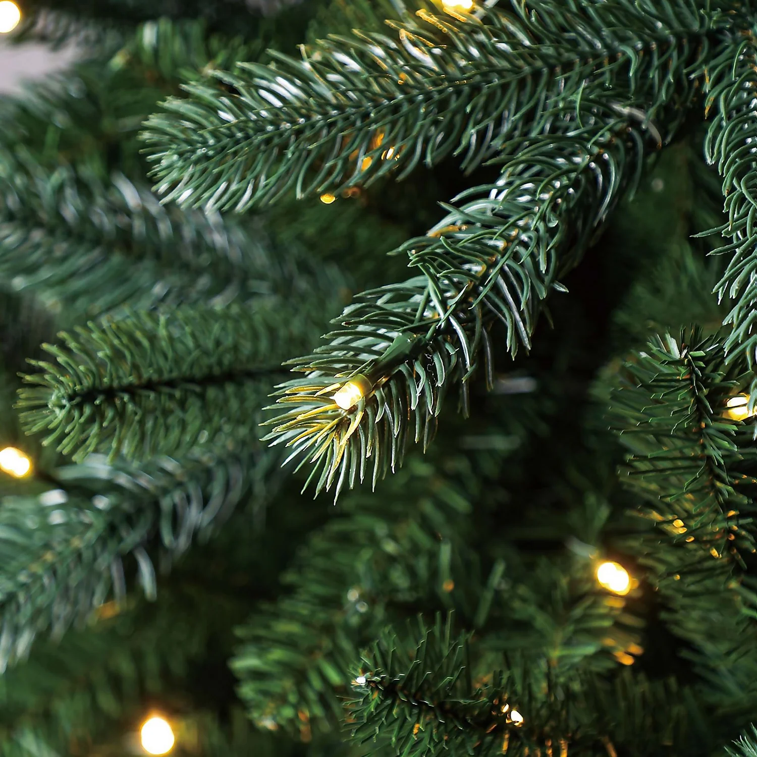 7ft Vienna Spruce Pre-lit Premium Christmas Tree 6 7ft Vienna Spruce Pre-lit Premium Christmas Tree - Image 4