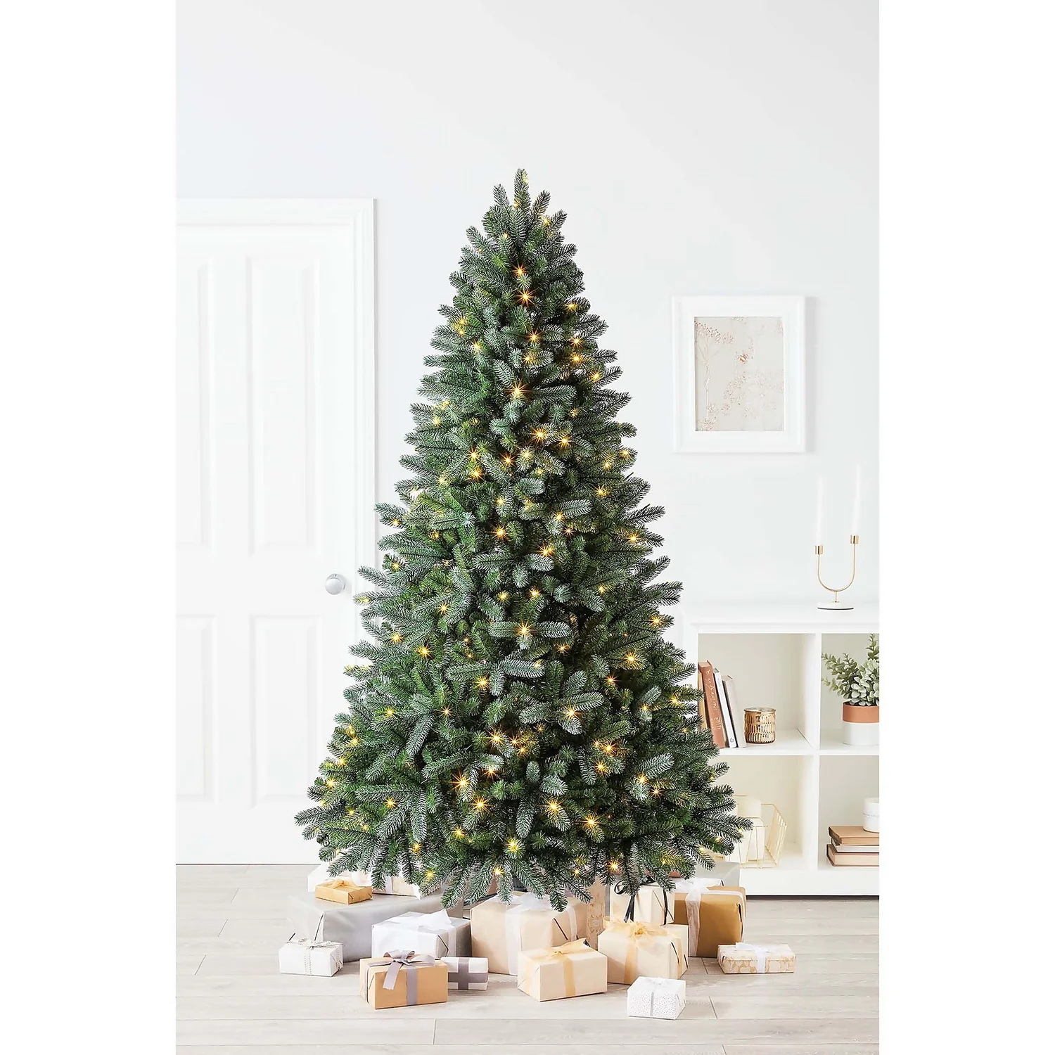 7ft Vienna Spruce Pre-lit Premium Christmas Tree 4 7ft Vienna Spruce Pre-lit Premium Christmas Tree - Image 2
